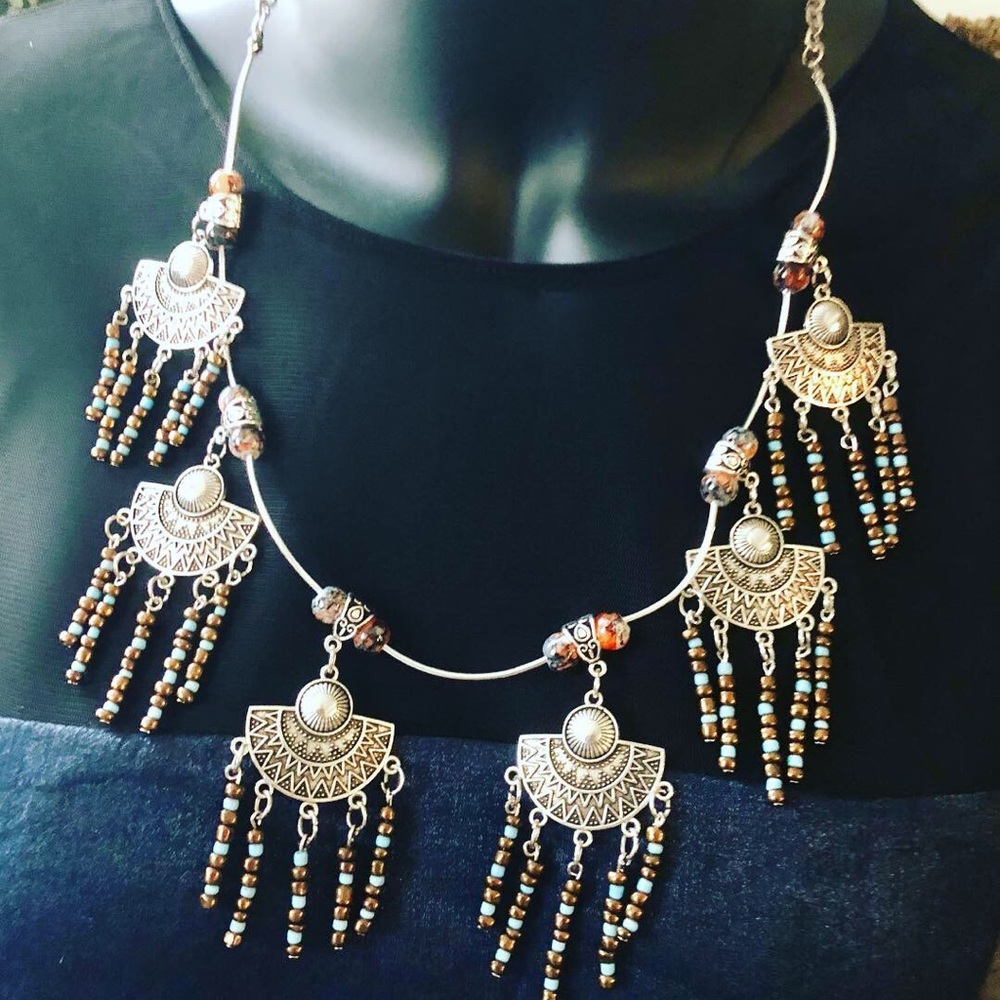 New with tag handmade necklace